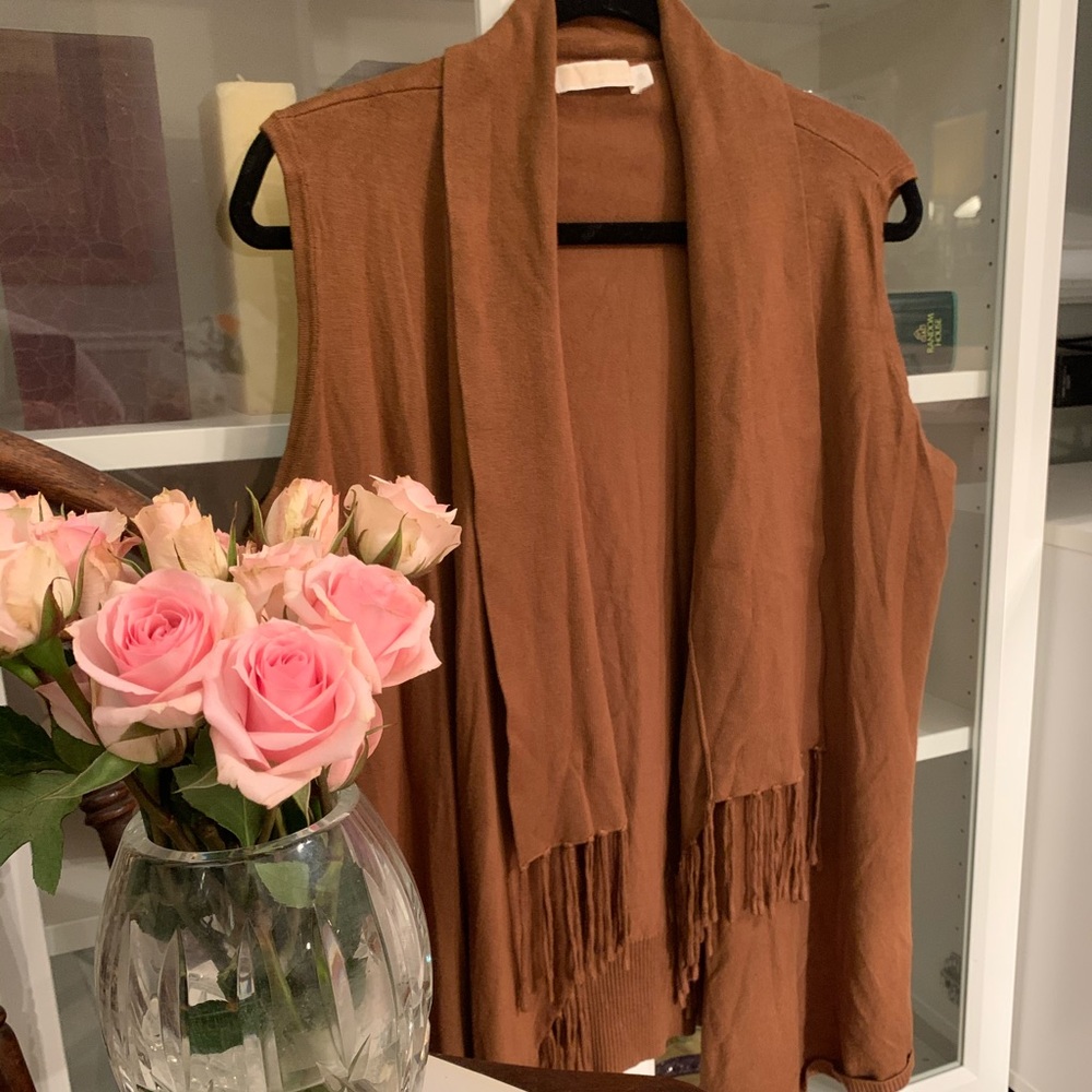 Christina Tan Shoulder Wrap